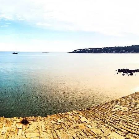 Parking Et Proche Vieil アンティーブ